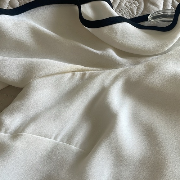 Vince Camuto Crop Jumper Romper Winter White Black Sz 4 Zip Split Flair Back Leg - Picture 13 of 16